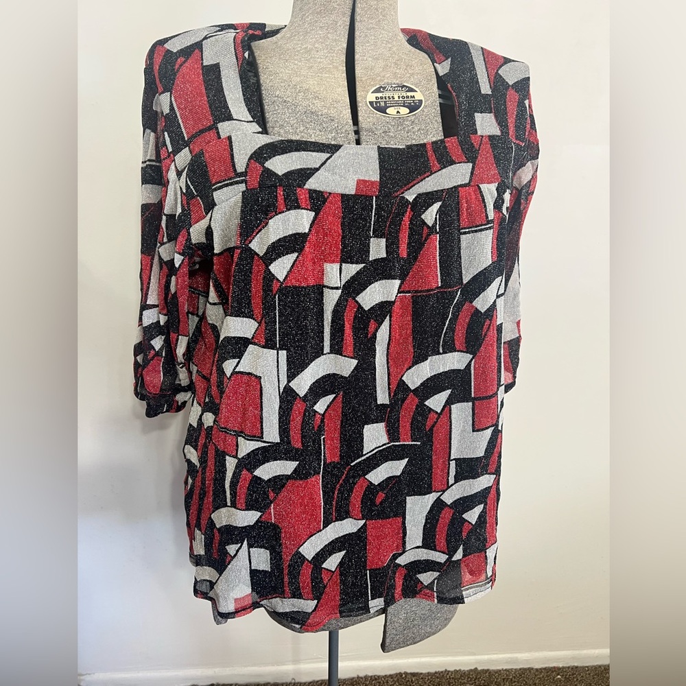Worthington Women's Top Size XLarge Square Neckline Red Black Gray Short Sleeves